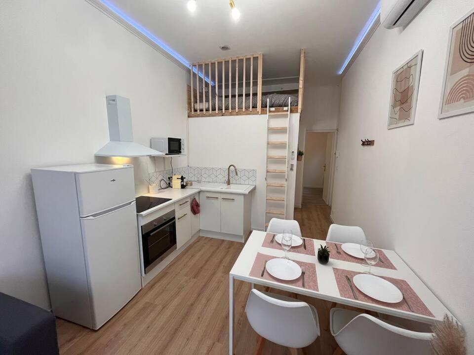 Montsejour - Logement Climatise Netflix, Mezzanine Carcassonne Luaran gambar